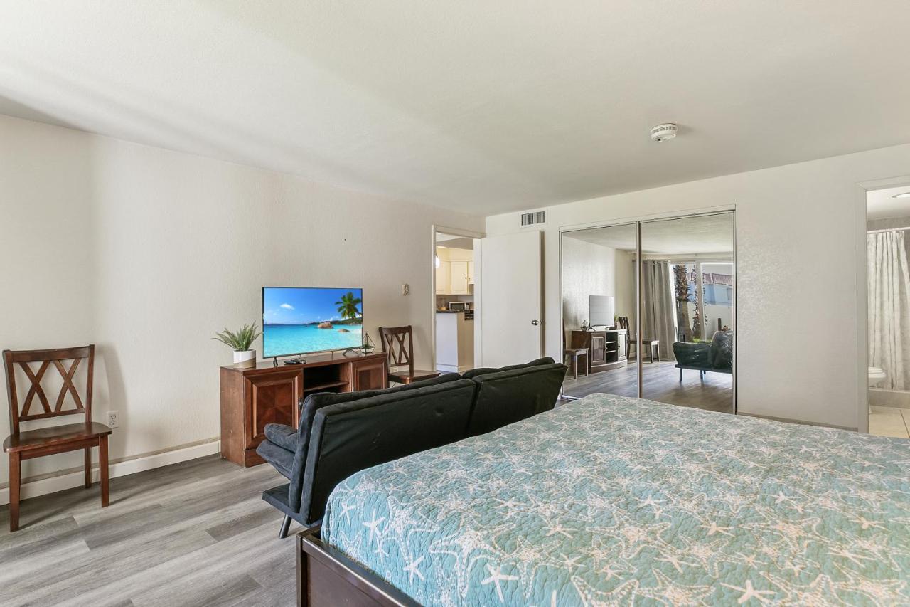 Ground Floor Cozy Condo Seconds From The Beach With Private Terrace サウス・パドリー・アイランド エクステリア 写真