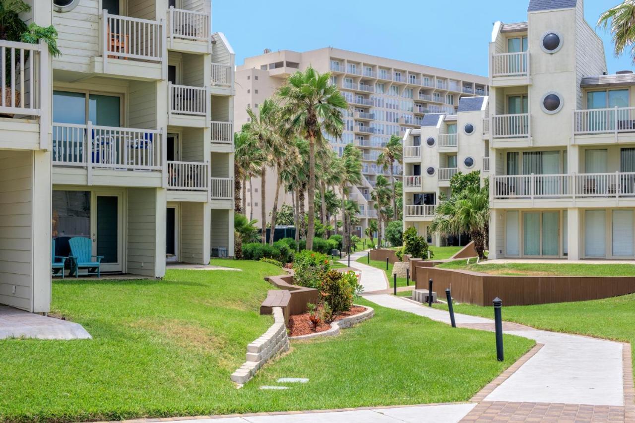 Ground Floor Cozy Condo Seconds From The Beach With Private Terrace サウス・パドリー・アイランド エクステリア 写真